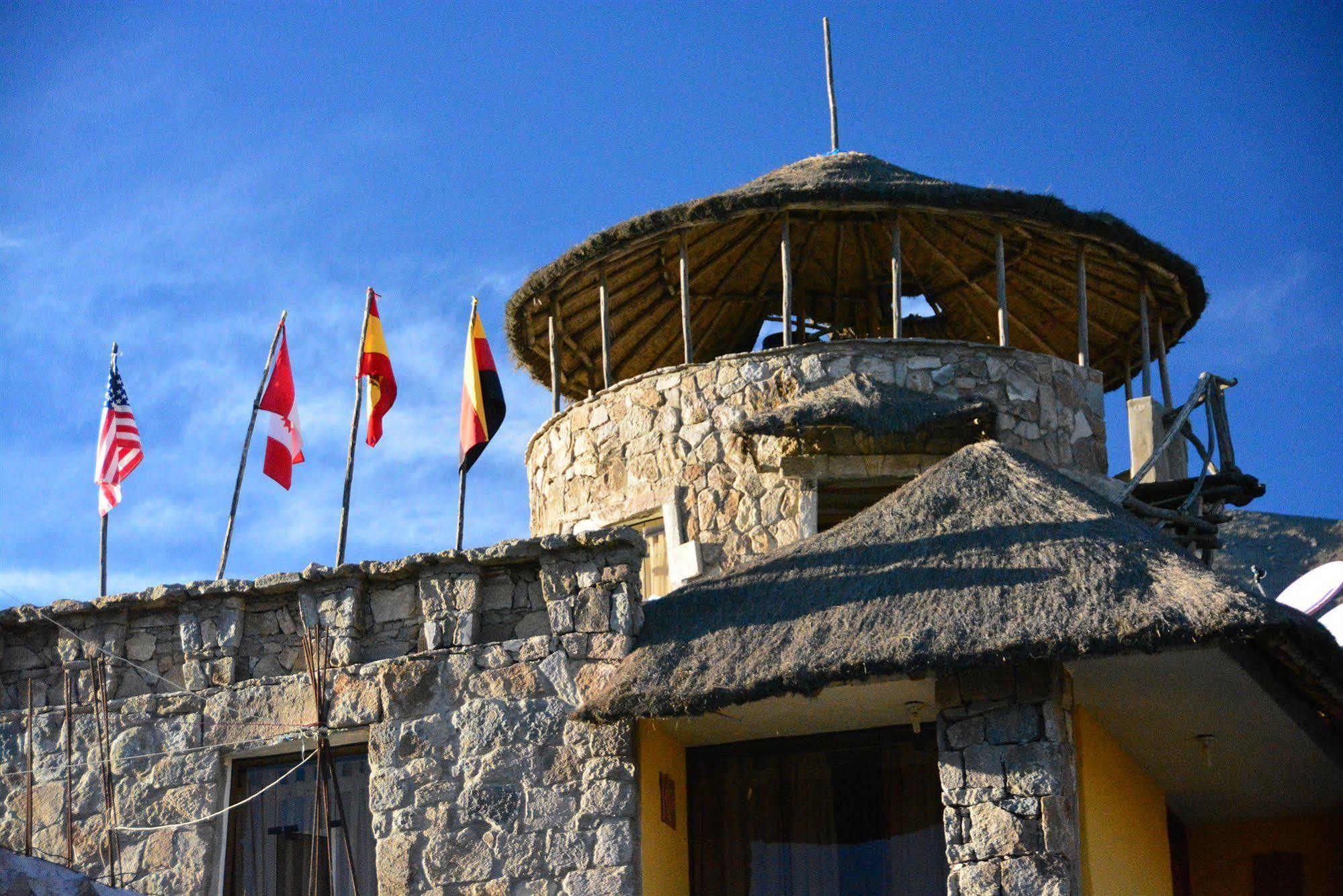 Hotel Kuntur Wassi Cabanaconde Exteriör bild